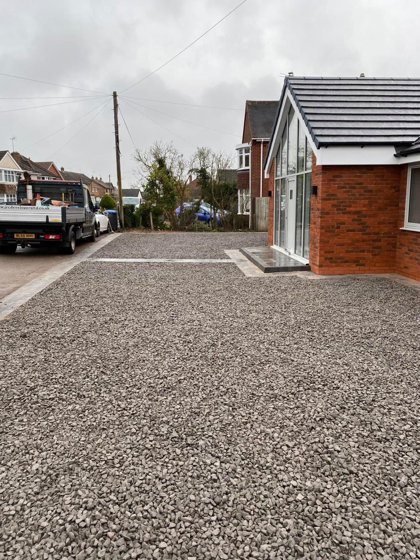 Completed gravel driveway at White Gates with block-paved edging
